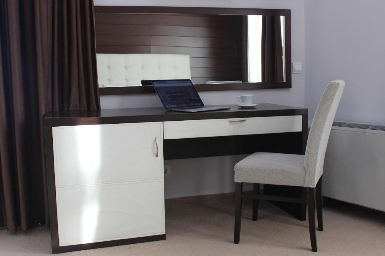 Dream Hotel