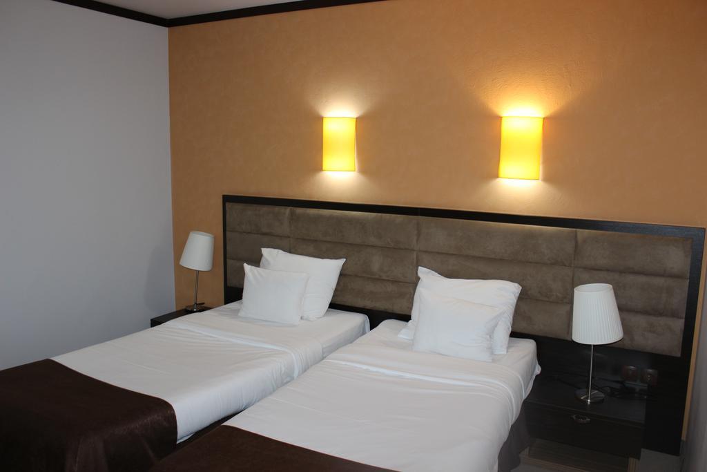 Hotel Dream 3*